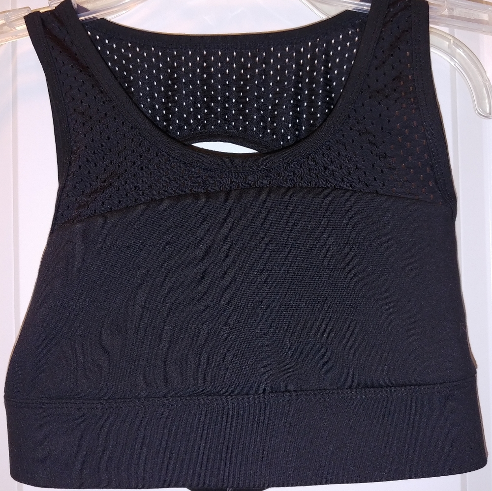 NWOT Jessica Simpson,  "The Warm-Up" Sports Bra